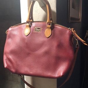 Dooney Bourke red handbag w shoulder strap gently used